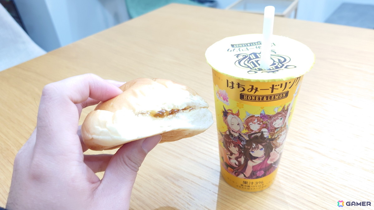 はちみつパンとはちみードリンクの組み合わせは罪…！「ファミマで祝おう！ウマ娘5周年！」の商品を写真で紹介の画像