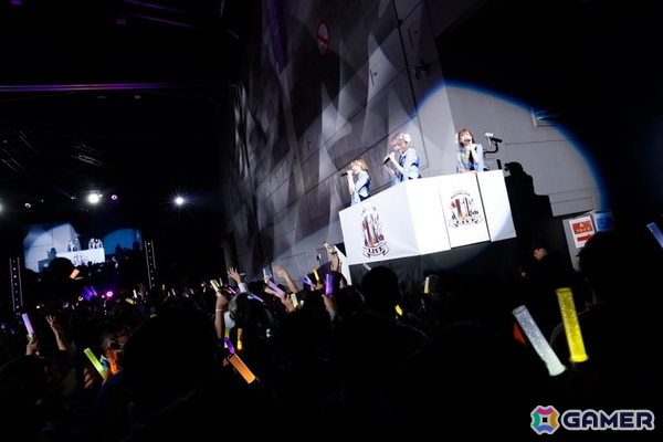 七尾百合子が空想し書き上げたリリィと青年の物語！「アイドルマスター ミリオンライブ！」11thライブDAY2「百合咲き誇るレムリア」レポートの画像14