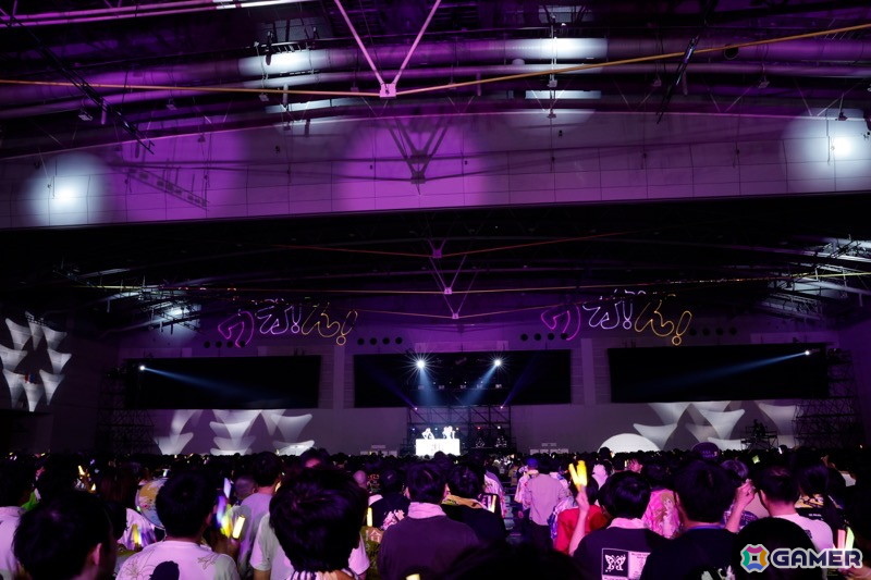 七尾百合子が空想し書き上げたリリィと青年の物語!「アイドルマスター ミリオンライブ!」11thライブDAY2「百合咲き誇るレムリア」レポートの画像
