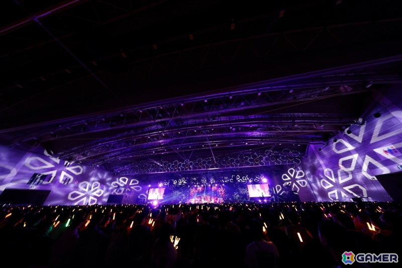 七尾百合子が空想し書き上げたリリィと青年の物語!「アイドルマスター ミリオンライブ!」11thライブDAY2「百合咲き誇るレムリア」レポートの画像
