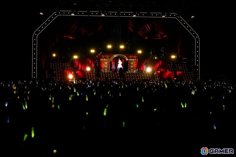 七尾百合子が空想し書き上げたリリィと青年の物語!「アイドルマスター ミリオンライブ!」11thライブDAY2「百合咲き誇るレムリア」レポートの画像
