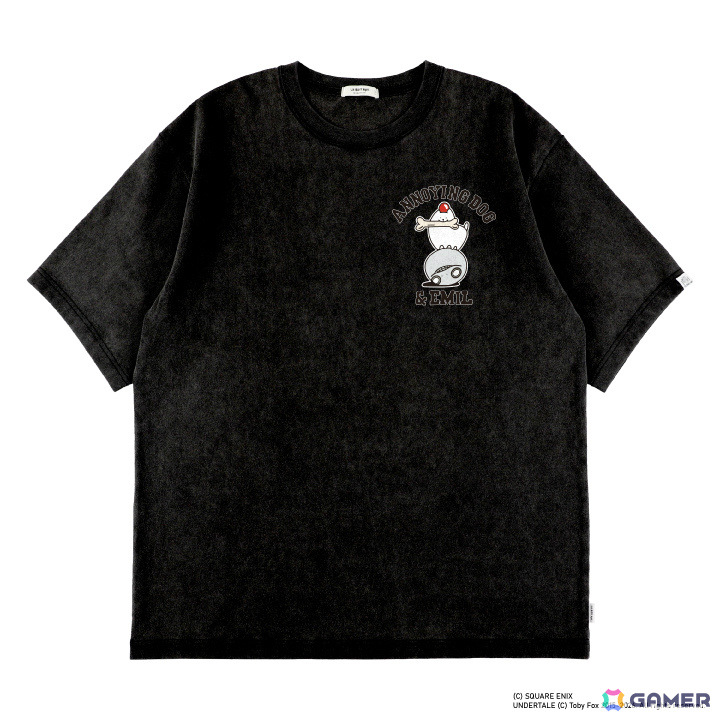 「UNDERTALE」10周年を記念してスクエニとのコラボTシャツが発売！サンズ＆チョコボなどの描き下ろしイラストがデザインされた全5種の画像