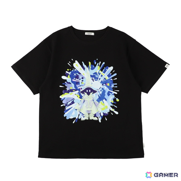 FINAL FANTASY IX × Lit Bāff Apt. - Trance VIVI Teeを着用したモデル