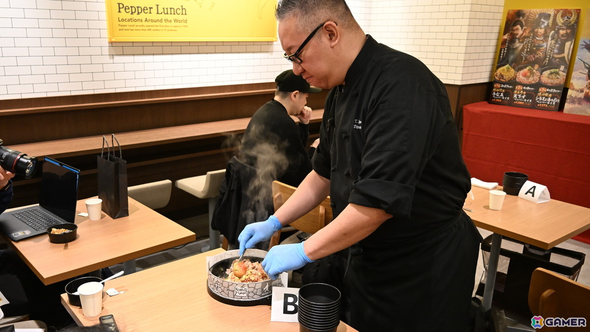 「信長の野望 出陣」とペッパーランチのコラボメニューを先行試食！信長、秀吉、家康をイメージした3品は通常メニューとはまた違った美味しさが楽しめるの画像