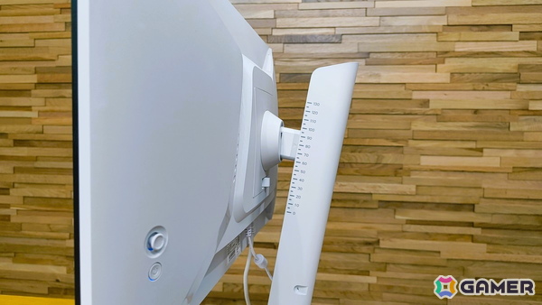 AMZFASTのゲーミングモニター「AMZG24F6QL」をレビュー！シンプルながら機能性抜群、スタンド調整の自由度の高さも魅力的の画像17