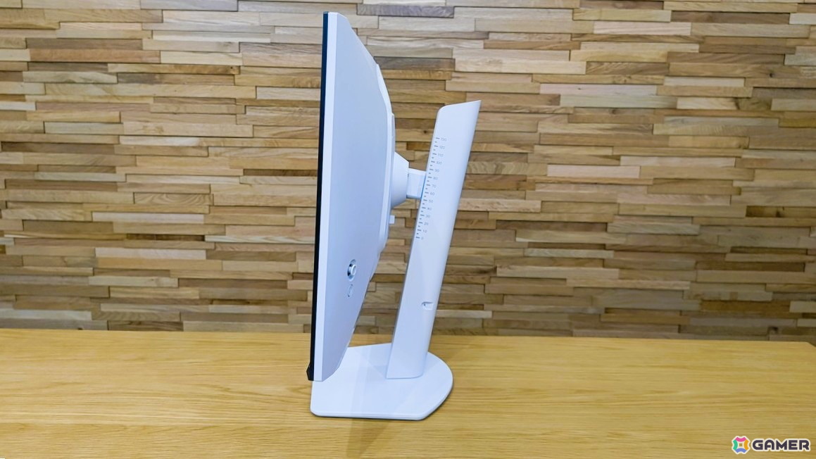 AMZFASTのゲーミングモニター「AMZG24F6QL」をレビュー！シンプルながら機能性抜群、スタンド調整の自由度の高さも魅力的の画像3