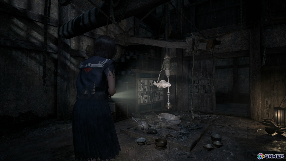 「零 ～紅い蝶～ REMAKE」で「SILENT HILL f」の雛子になりきれるセーラー服や狐面が無料DLCとして配信！の画像
