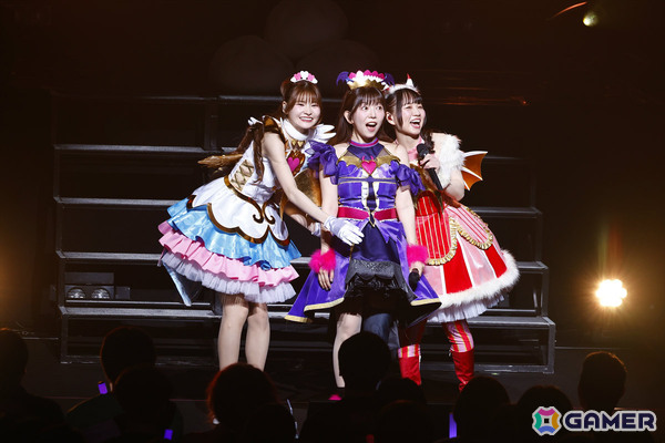 「アイドルタイムプリパラ」ガァルマゲドンによるライブ「『悪魔の宴～しもべたちよ、呪ってやる！なの！ガァル！～』by プリパラ」の公式レポートが公開！の画像21