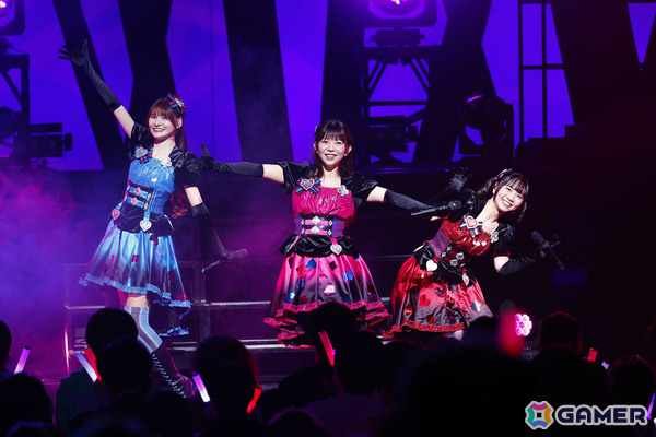 「アイドルタイムプリパラ」ガァルマゲドンによるライブ「『悪魔の宴～しもべたちよ、呪ってやる！なの！ガァル！～』by プリパラ」の公式レポートが公開！の画像3