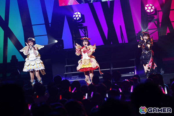 「アイドルタイムプリパラ」ガァルマゲドンによるライブ「『悪魔の宴～しもべたちよ、呪ってやる！なの！ガァル！～』by プリパラ」の公式レポートが公開！の画像8
