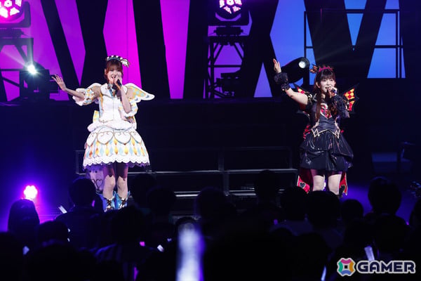 「アイドルタイムプリパラ」ガァルマゲドンによるライブ「『悪魔の宴～しもべたちよ、呪ってやる！なの！ガァル！～』by プリパラ」の公式レポートが公開！の画像9