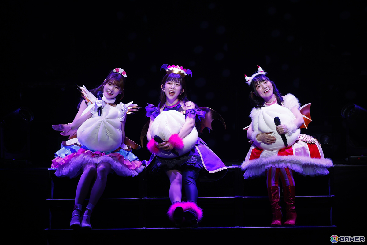 「アイドルタイムプリパラ」ガァルマゲドンによるライブ「『悪魔の宴～しもべたちよ、呪ってやる！なの！ガァル！～』by プリパラ」の公式レポートが公開！の画像