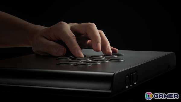ZENAIM、レバーレスアケコン「ZENAIM ARCADE CONTROLLER LEVERLESS」を4月15日に発売！0.75mmの超短ストロークが特徴の画像2