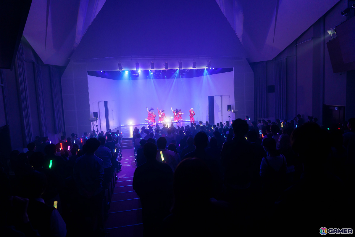 RealRomantic 1st Anniversary Free Live “The Next Step”が開催！成長の軌跡を感じさせる内容で観客を魅了の画像