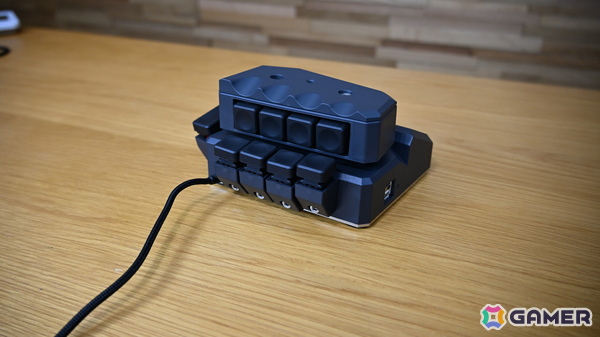 握って使う片手操作デバイス「MoveMaster RSG」をレビュー！直感的に操作できるハンドルでゲームも快適にの画像2