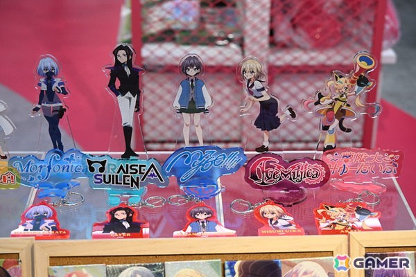 「バンドリ!」初の常設オフィシャルストア「BanG Dream! STORE」内覧会をレポート!描き下ろしのビジュアルや作品の世界観を味わえる内装に注目の画像