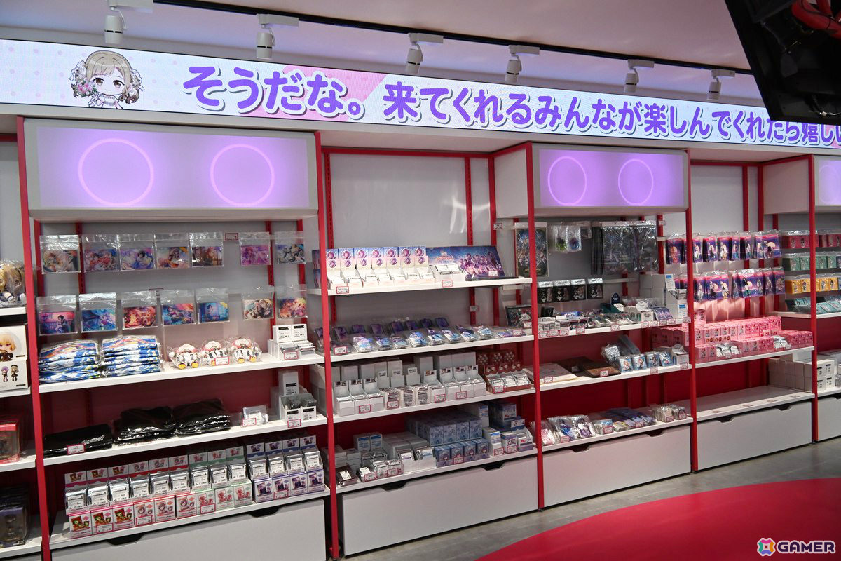「バンドリ!」初の常設オフィシャルストア「BanG Dream! STORE」内覧会をレポート!描き下ろしのビジュアルや作品の世界観を味わえる内装に注目の画像