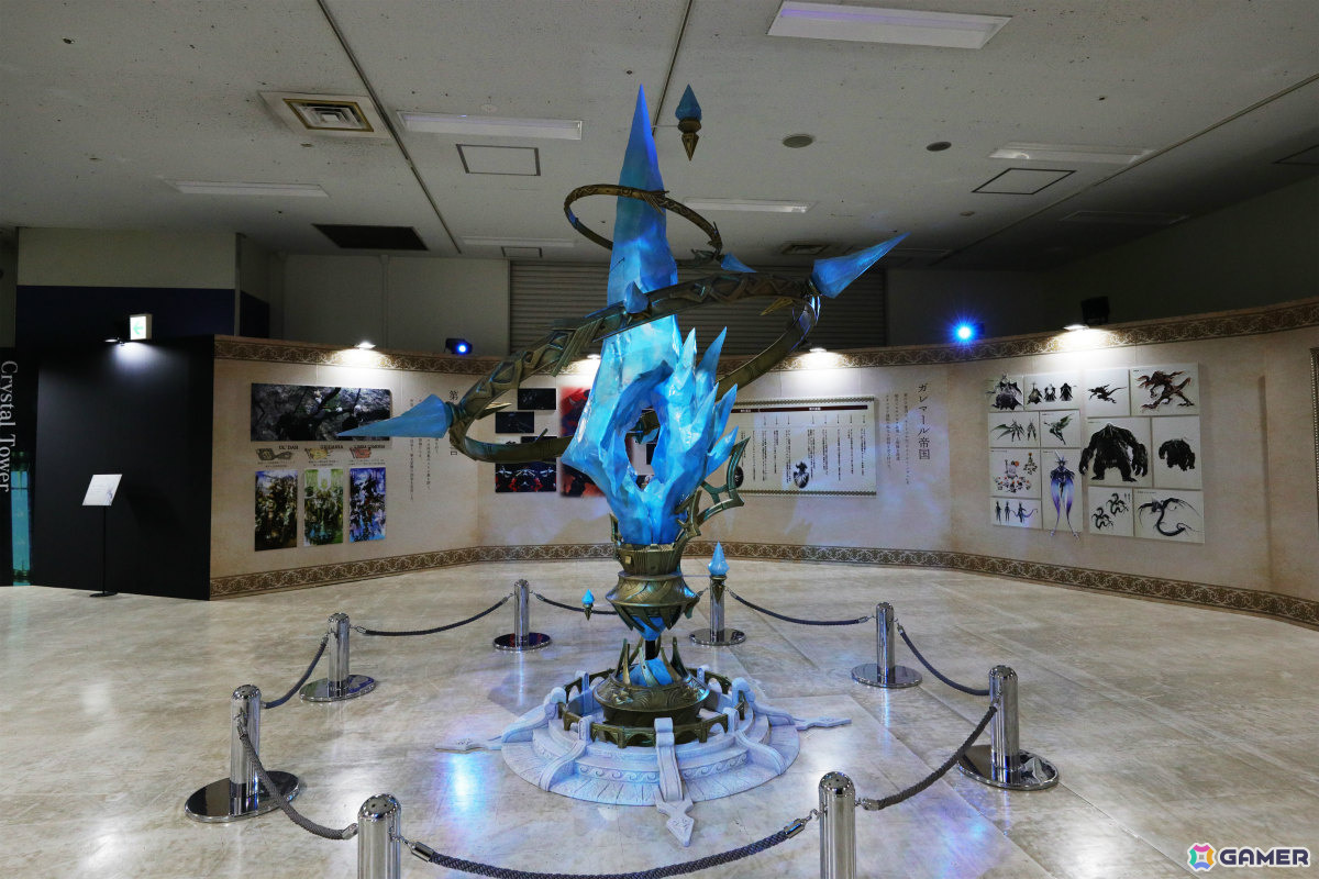 「FFXIV」光の戦士の軌跡展 東京会場のレポートが公開！ニーズヘッグの立体造形やエメトセルクの等身大フィギュア、イマーシブ体験「終焉の戦い」など見どころ満載の画像4