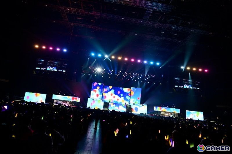 「シャニマス」8thライブ「iと夢」DAY1レポ――次元を超えたアイドルとキャストの共演と意味深な演出で戸惑いもあった“∞thライブ”にの画像