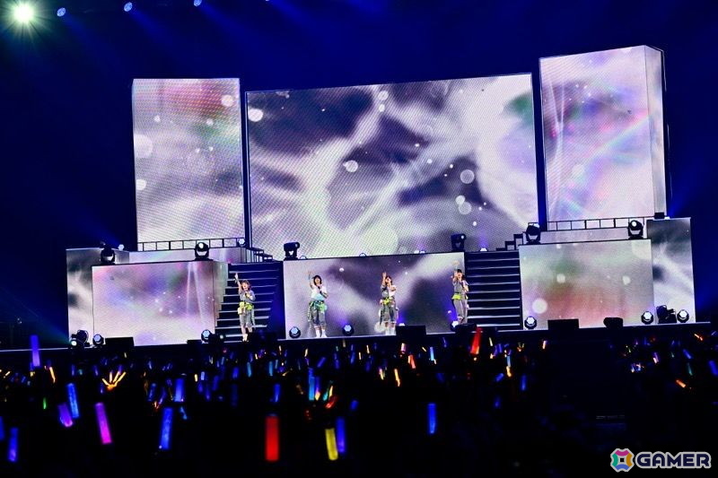 「シャニマス」8thライブ「iと夢」DAY1レポ――次元を超えたアイドルとキャストの共演と意味深な演出で戸惑いもあった“∞thライブ”にの画像
