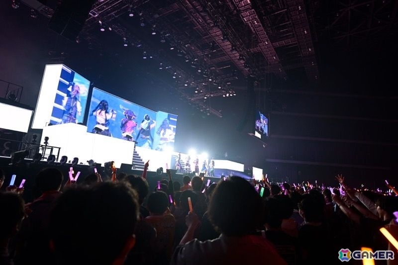 「シャニマス」8thライブ「iと夢」DAY2レポ――謎の“寡婦”などの演出でざわめきつつも卓越のパフォーマンスで魅了した“愛と夢”あるステージの画像