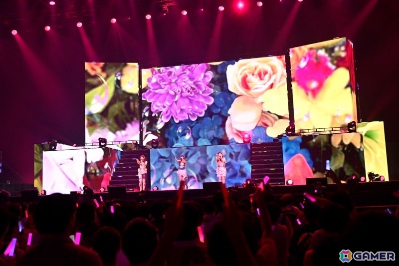 「シャニマス」8thライブ「iと夢」DAY2レポ――謎の“寡婦”などの演出でざわめきつつも卓越のパフォーマンスで魅了した“愛と夢”あるステージの画像