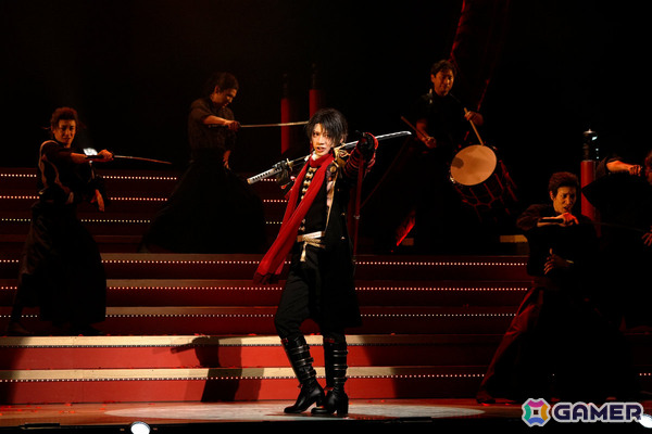 「ミュージカル『刀剣乱舞』 加州清光 単騎出陣 極」が開幕！公開ゲネプロの舞台写真＆加州清光役・佐藤流司さんによるコメントが到着の画像4