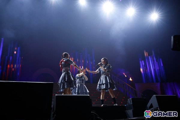 高山紗代子による全力でノンストップなステージ！「アイドルマスター ミリオンライブ！」13thライブDAY1「全力援走」レポートの画像17