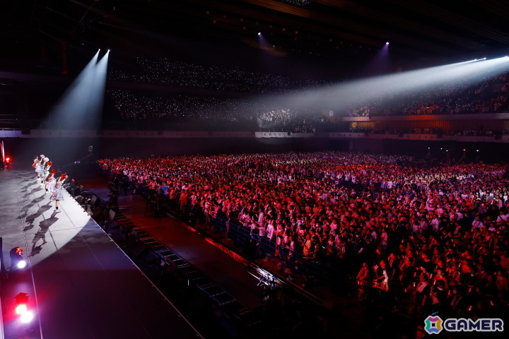 高山紗代子による全力でノンストップなステージ！「アイドルマスター ミリオンライブ！」13thライブDAY1「全力援走」レポートの画像
