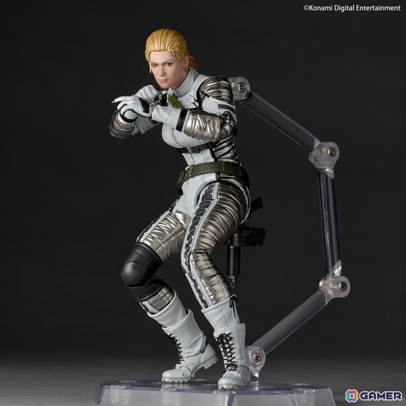 「METAL GEAR SOLID Δ: SNAKE EATER」よりノンスケール可動フィギュア「ザ・ボス」が登場！CQCや銃器を構えたポージングも表現可能の画像