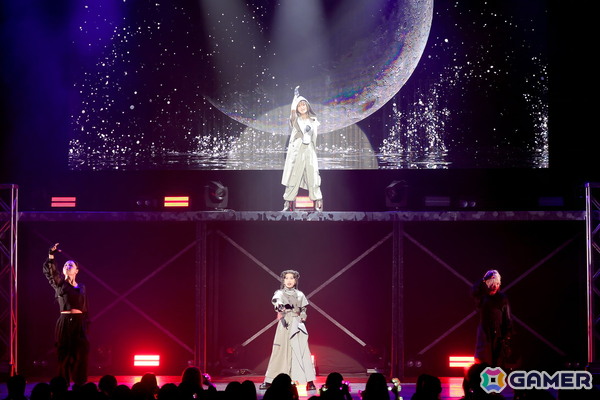 「ヒプノシスマイク -Division Rap Battle-」Rule the Stage -中王区 the LIVE- のキャストコメント＆舞台写真が公開！の画像
