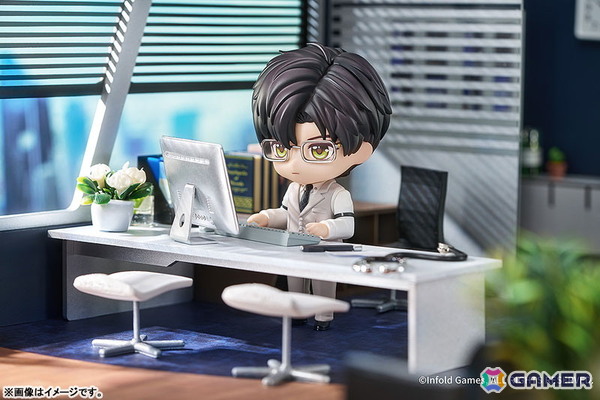 「恋と深空」より心臓外科医としての一面も持つレイが「ねんどろいど」となって登場！考え顔や微笑み顔、仕事や戦闘時を彷彿とさせる真剣顔も付属の画像4