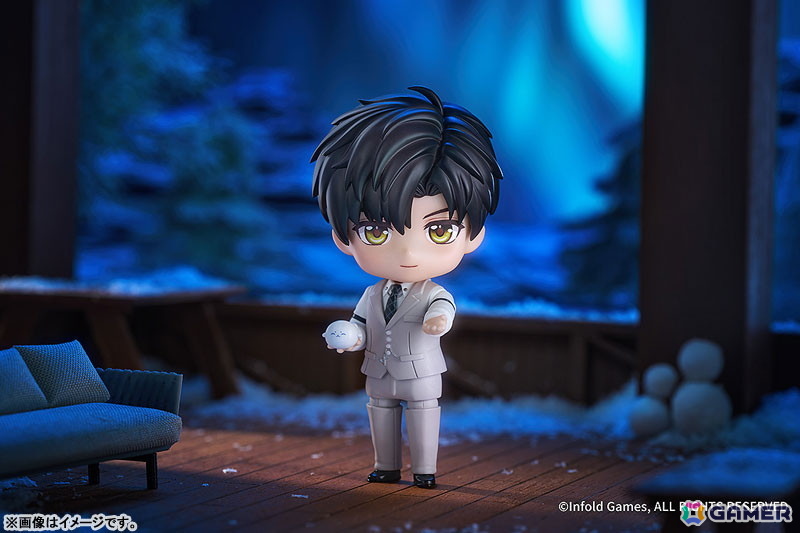 「恋と深空」より心臓外科医としての一面も持つレイが「ねんどろいど」となって登場！考え顔や微笑み顔、仕事や戦闘時を彷彿とさせる真剣顔も付属の画像