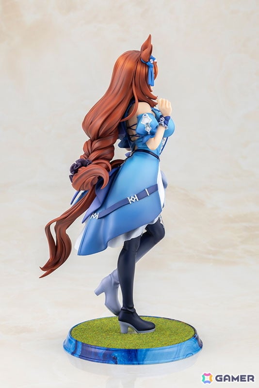 「ウマ娘」甘やかし上手なウマ娘・スーパークリークが立体化！青と白を基調とした勝負服も精緻に再現の画像9