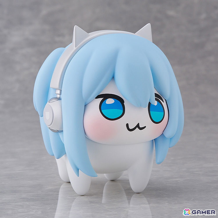 「勝利の女神：NIKKE」謎の存在（？）として愛される「SHIDORO」がソフトビニール製フィギュアとなって登場！貯金箱としても活用できるの画像