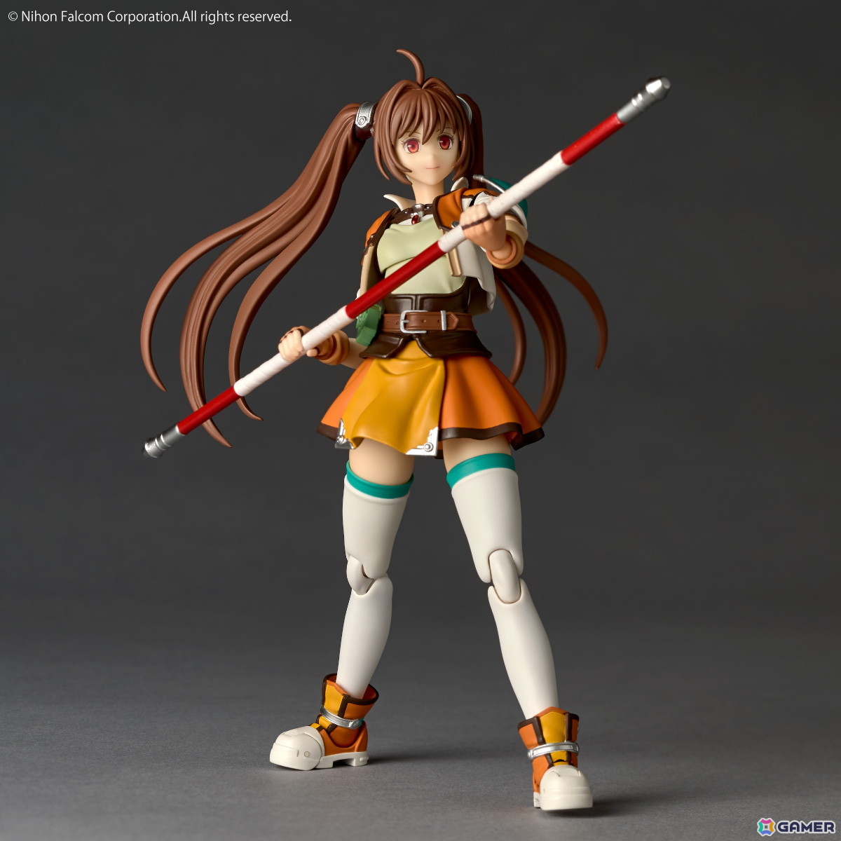 「英雄伝説 軌跡シリーズ」エステルが「英雄伝説 空の軌跡SC」の装いでアクションフィギュア化！ヨシュアのハーモニカ、棍に取り付ける炎エフェクトもの画像
