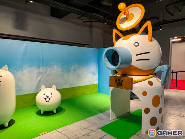 「みんなで出撃！にゃんこ大戦争展」横浜会場のレポートが公開！存在感のあるにゃんこ城など“見る”だけでなく“入り込む”体験を楽しめるの画像2
