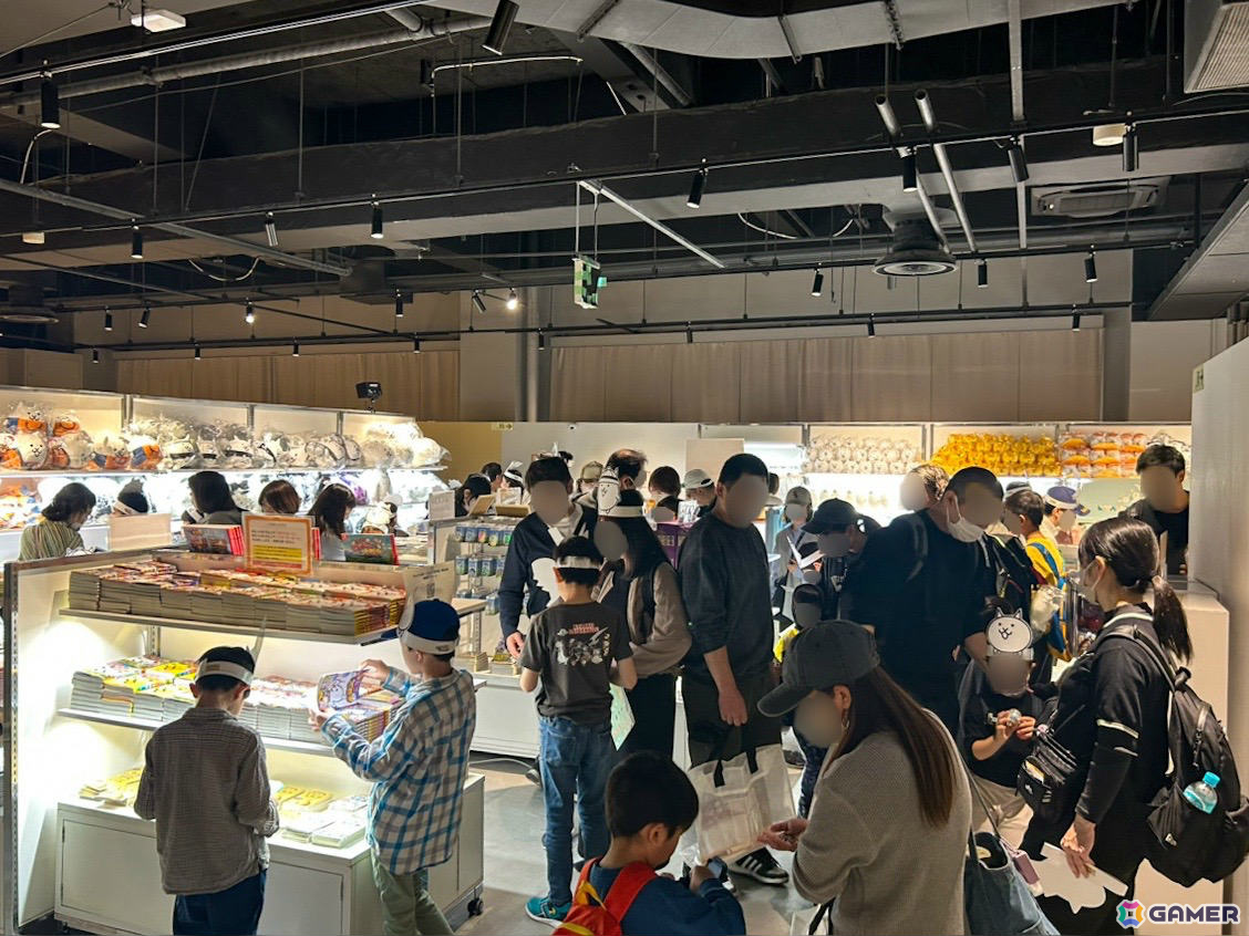 「みんなで出撃！にゃんこ大戦争展」横浜会場のレポートが公開！存在感のあるにゃんこ城など“見る”だけでなく“入り込む”体験を楽しめるの画像