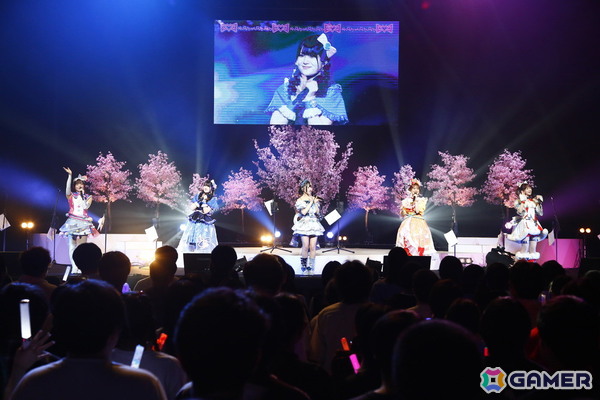 「映画ひみつのアイプリ まんかいバズリウムライブ！」スペシャルイベント Secret Stage ！昼公演オフィシャルレポートが公開！小川華果さん＆叶矢りかさんが初登場の画像17