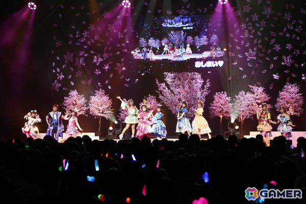「映画ひみつのアイプリ まんかいバズリウムライブ！」スペシャルイベント Secret Stage ！昼公演オフィシャルレポートが公開！小川華果さん＆叶矢りかさんが初登場の画像18