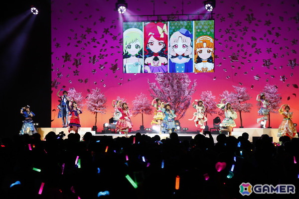 「映画ひみつのアイプリ まんかいバズリウムライブ！」スペシャルイベント Secret Stage ！昼公演オフィシャルレポートが公開！小川華果さん＆叶矢りかさんが初登場の画像3