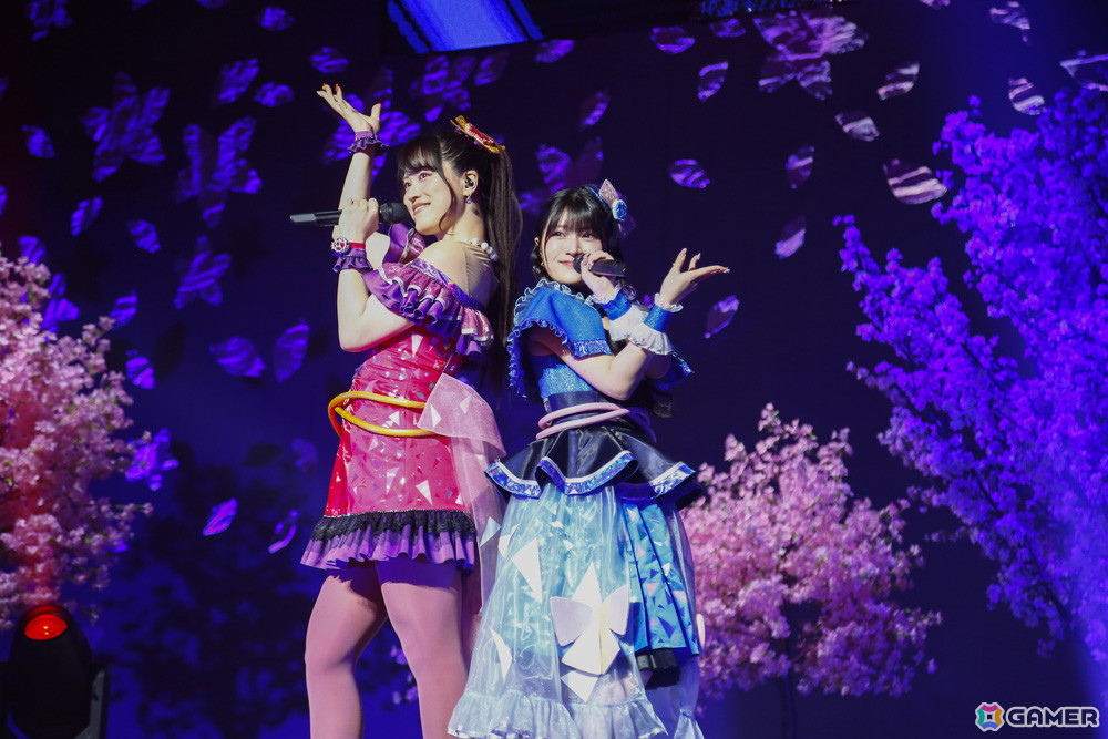 「映画ひみつのアイプリ まんかいバズリウムライブ！」スペシャルイベント Secret Stage ！昼公演オフィシャルレポートが公開！小川華果さん＆叶矢りかさんが初登場の画像