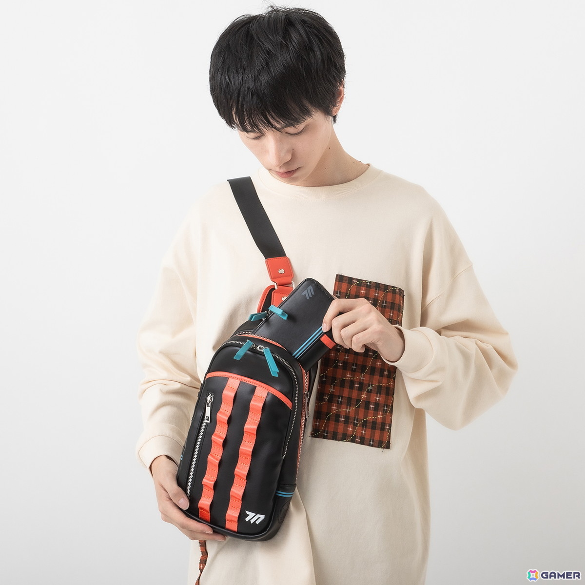 「ブルアカ」ネル、アスナ、カリン、アカネ、トキをイメージしたボディバッグ・長財布が登場！メイド服をイメージしたデザイン、それぞれで異なる内装にも注目の画像20