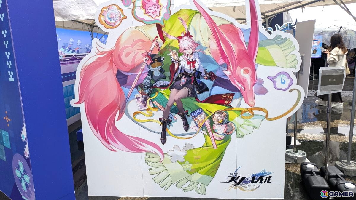 「崩壊:スターレイル」3周年記念「GAME NEVER ENDS」中池袋公園で参加型没入イベント開催中!ミニゲームで遊んで限定グッズをゲットの画像
