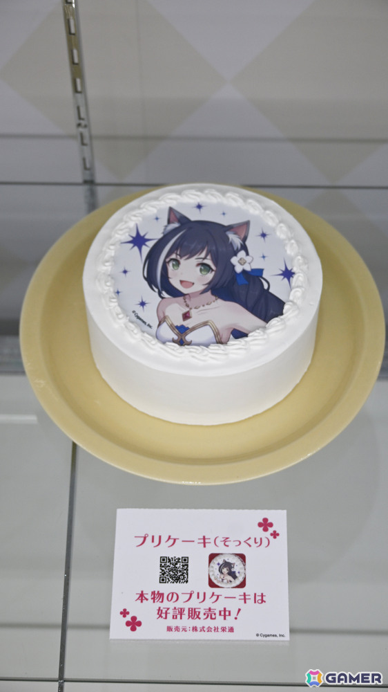 「プリコネR」8周年を記念したアニメイトオンリーショップの店内を紹介！蒼井翔太さん着用のカイザーインサイト衣装や「ツボゲームIII～復活のS～」美術品などの展示もの画像