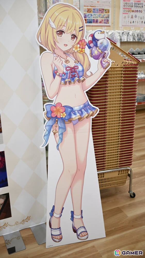 「プリコネR」8周年を記念したアニメイトオンリーショップの店内を紹介！蒼井翔太さん着用のカイザーインサイト衣装や「ツボゲームIII～復活のS～」美術品などの展示もの画像