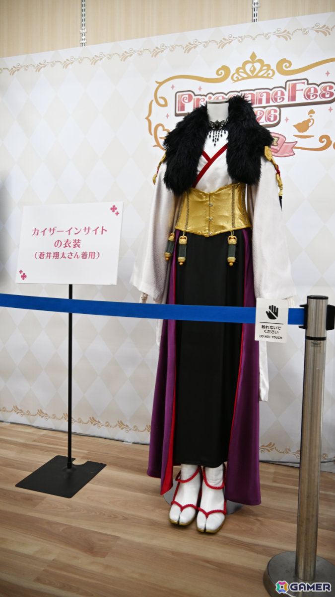 「プリコネR」8周年を記念したアニメイトオンリーショップの店内を紹介！蒼井翔太さん着用のカイザーインサイト衣装や「ツボゲームIII～復活のS～」美術品などの展示もの画像13