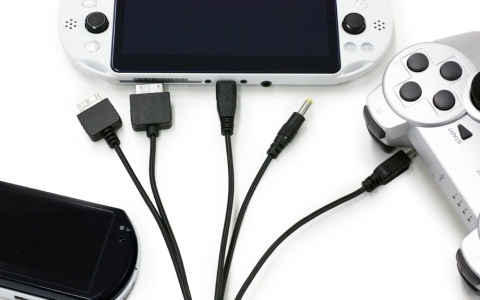 PS VitaやPSP go、PSP、DUALSHOCK 3/4に対応したマルチUSB充電ケーブルが5月26日に発売！Type-A、Type-Cの2種