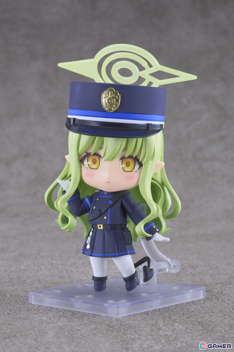 「ブルアカ」のヒカリがねんどろいどになって登場！可愛らしい「ムス顔」や「おー顔」、どこか抜けた印象の「天然顔」も付属の画像