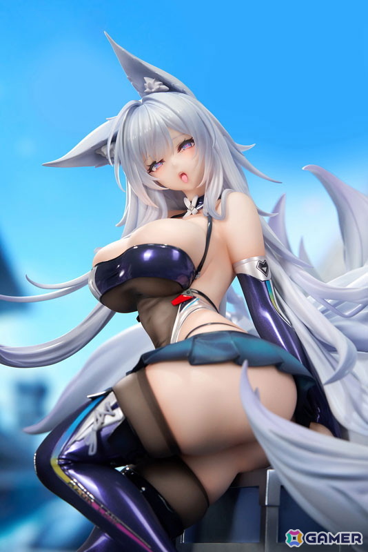 「アズレン」重桜に所属する空母・信濃が寝待の銀輿の姿でフィギュア化！魅力あふれるプロポーションを余すところなく表現の画像
